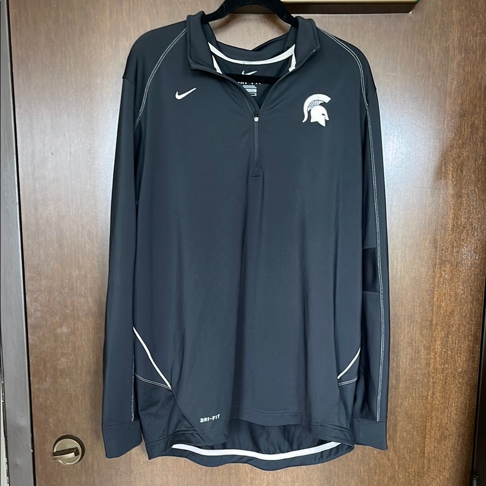 Nike Dri-Fit Michigan State Spartans Gray and White Quarter-Zip Pullover. large